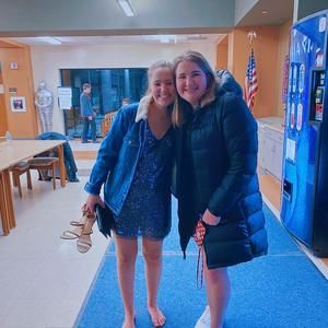 Meet your Posher, Jacqueline